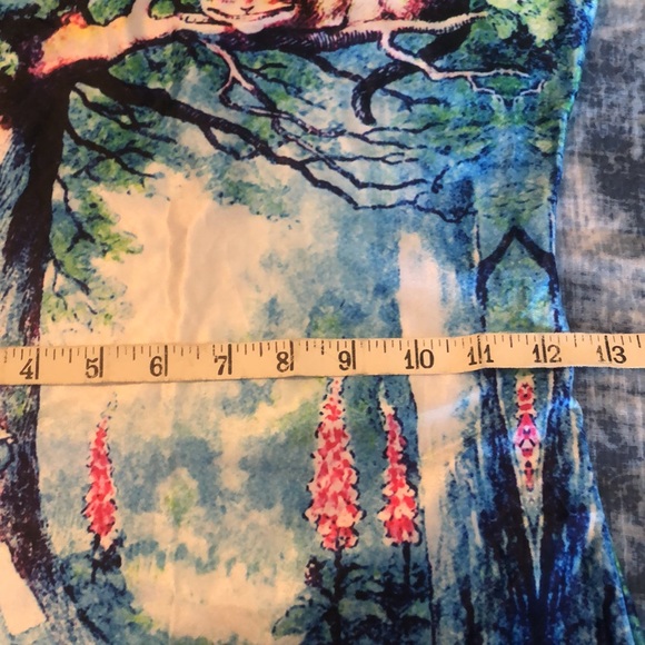 BODYSUIT with an Alice in wonderland scene - Picture 6 of 7